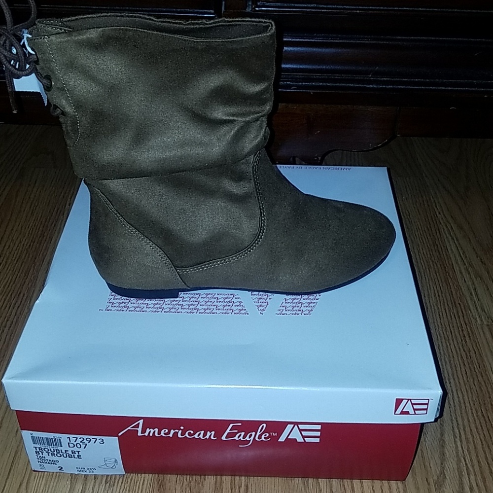Girls boots